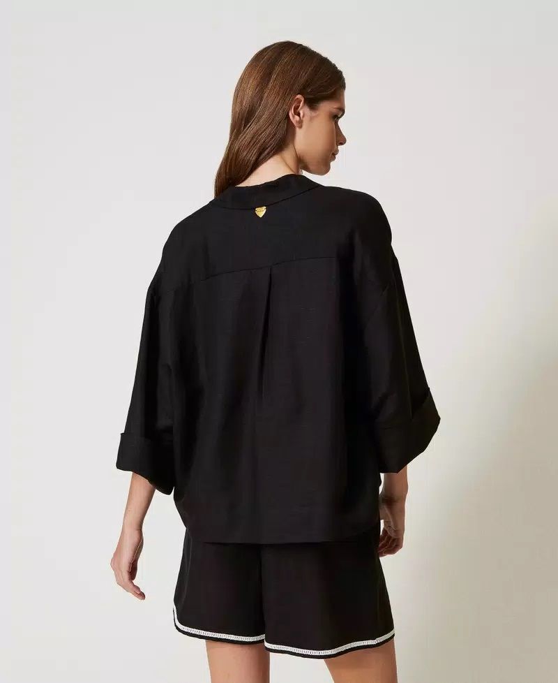 Blusa in misto lino con ricami TWINSET